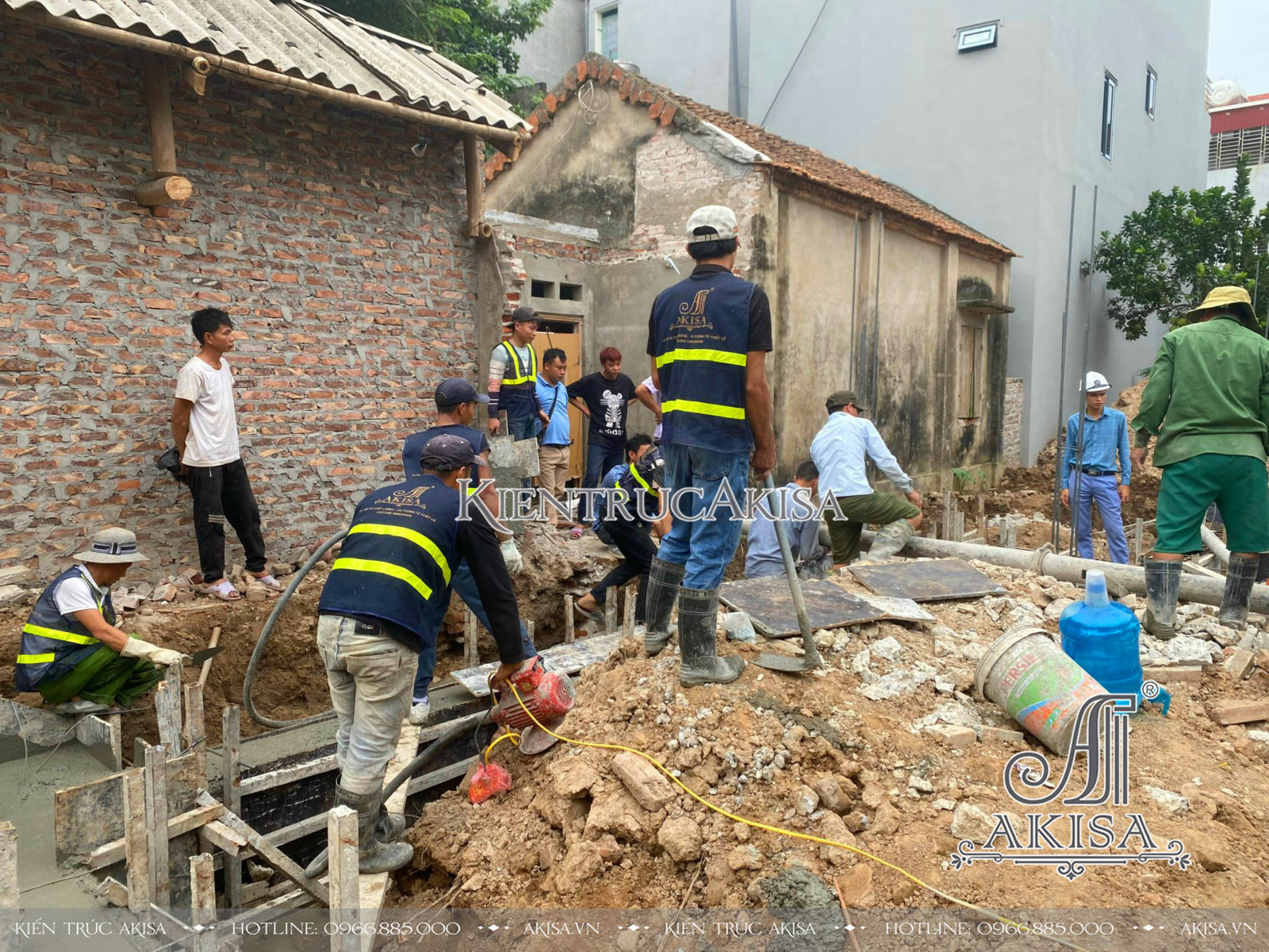 Thi công xây dựng biệt thự 2 tầng (CĐT: ông Thuận - Hà Nội) TC22728