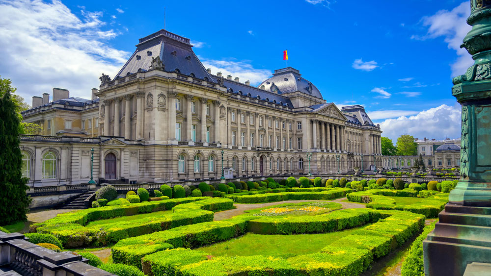 Cung điện quốc gia Brussels, Bỉ nguy nga, lộng lẫy trong thiết kế kiến trúc tân cổ điển
