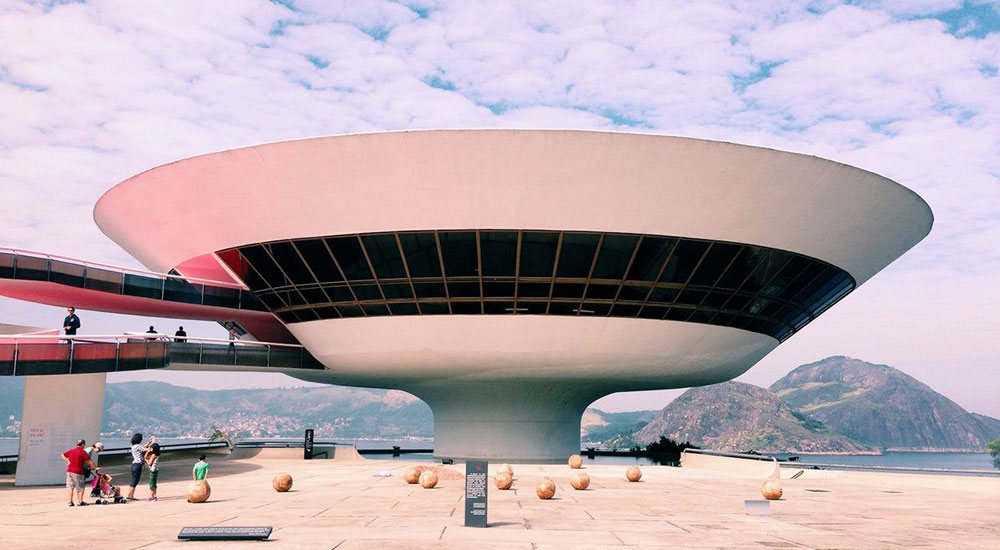 Bảo tàng Niteroi có hình dáng như chiếc đĩa bay