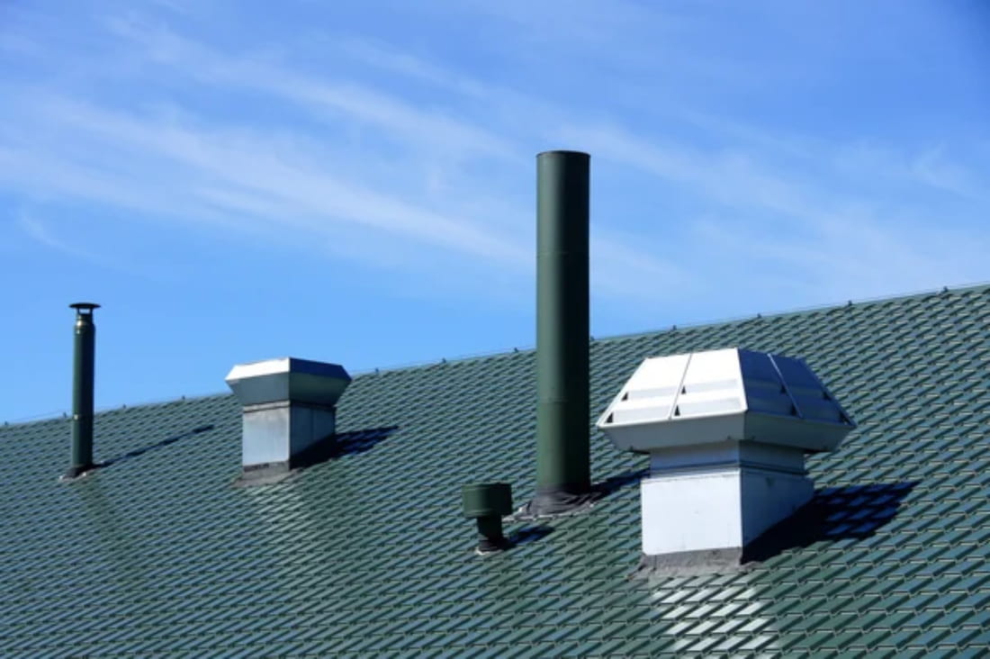 Làm ống thông gió là phương pháp chống nóng đơn giản giúp tăng cường lưu thông không khí cho ngôi nhà