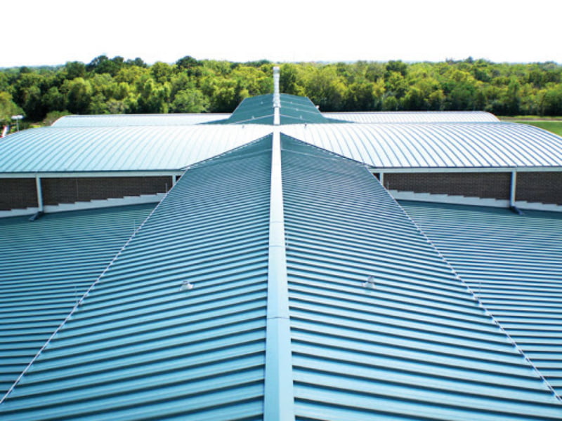 Mái nhà xưởng thường có tuổi thọ cao từ 30-50 năm 