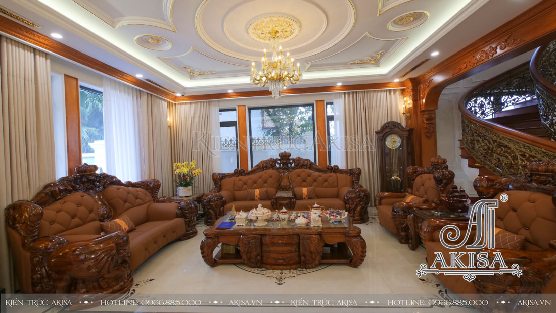 Bộ bàn ghế sofa bằng gỗ tự nhiên chạm trổ tinh xảo kết hợp với chất liệu da cao cấp mang tới không gian sang trọng và thoải mái