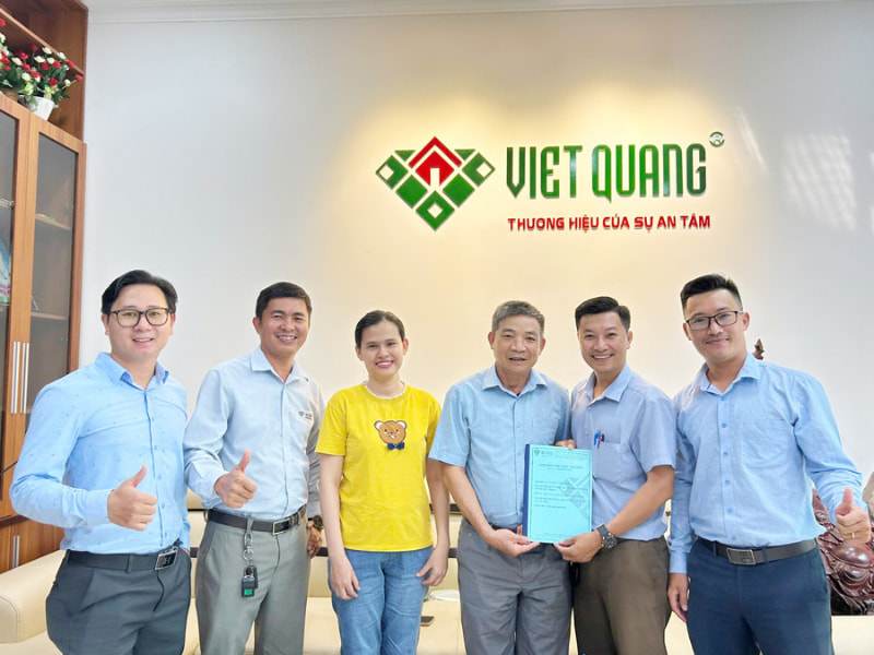 Việt Quang Group - Thương hiệu 13 năm khẳng định uy tín TOP 1