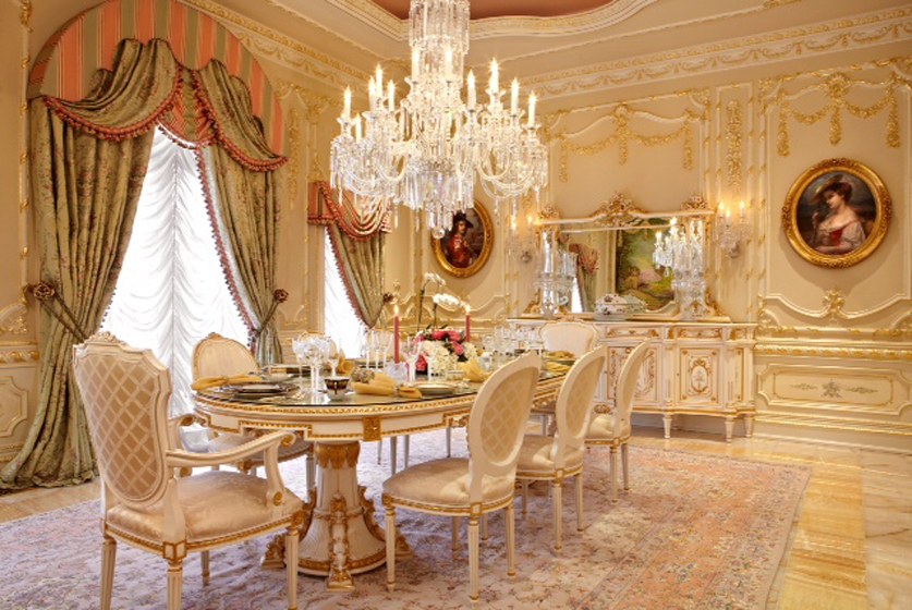 Phòng ăn hoàng gia đa màu sắc thiết kế theo phong cách Baroque