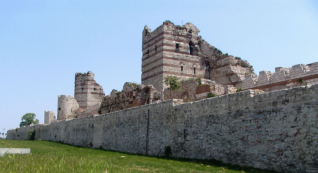 Bức tường thành kiên cố tại Thổ Nhĩ Kỳ