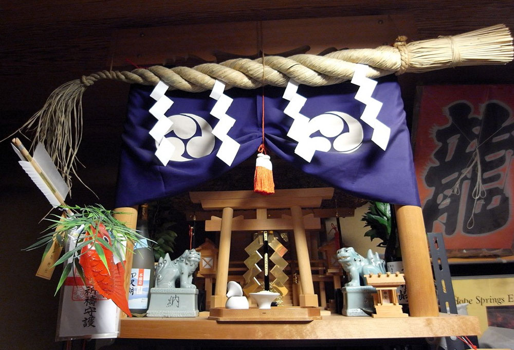 Hình ảnh bàn thờ Kamidana