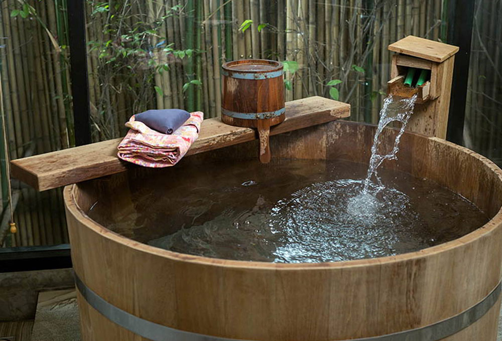 Bồn tắm Nhật Bản truyền thống