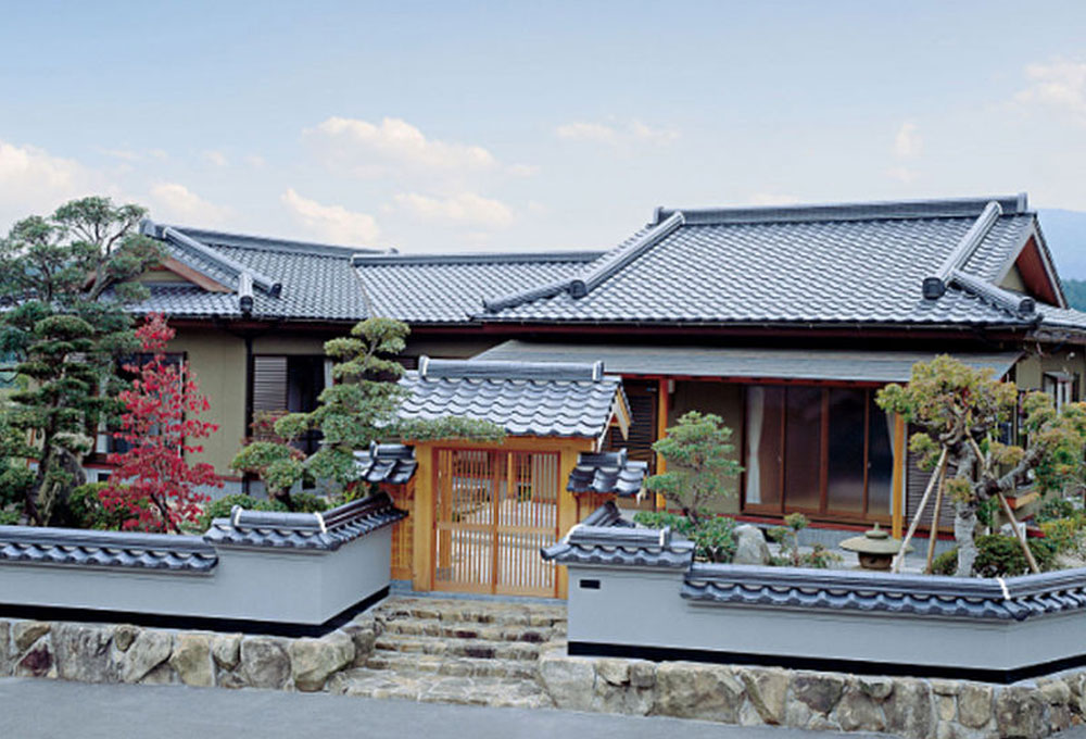 Mẫu nhà theo phong cách Nhật Bản sử dụng mái lá thái hiện đại