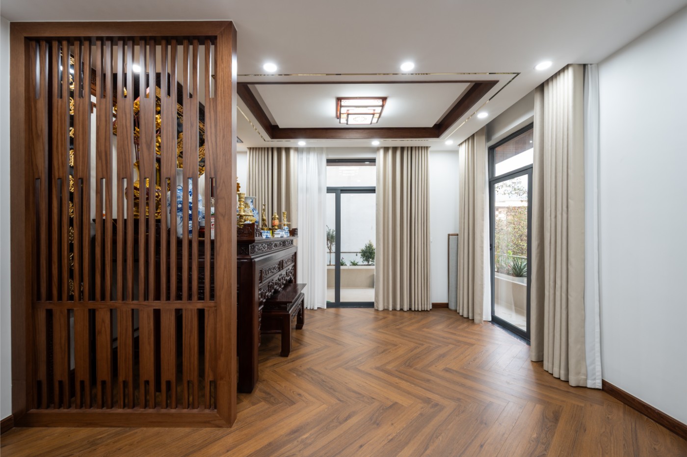 Hoàn thiện nội thất biệt thự 3 tầng hiện đại tại Hòa Bình - Phòng thờ