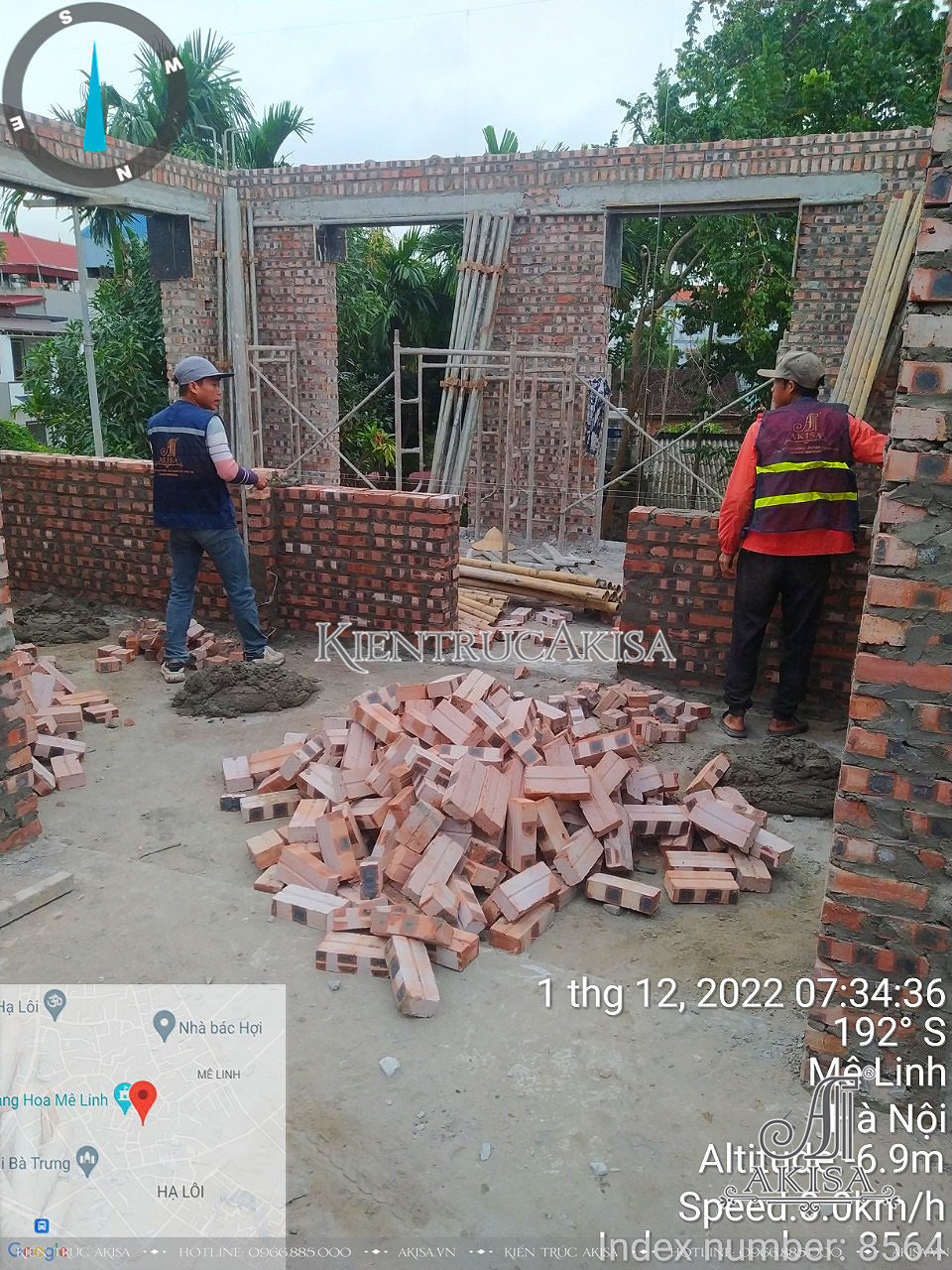 Công đoạn xây tường ngăn phòng tầng 2