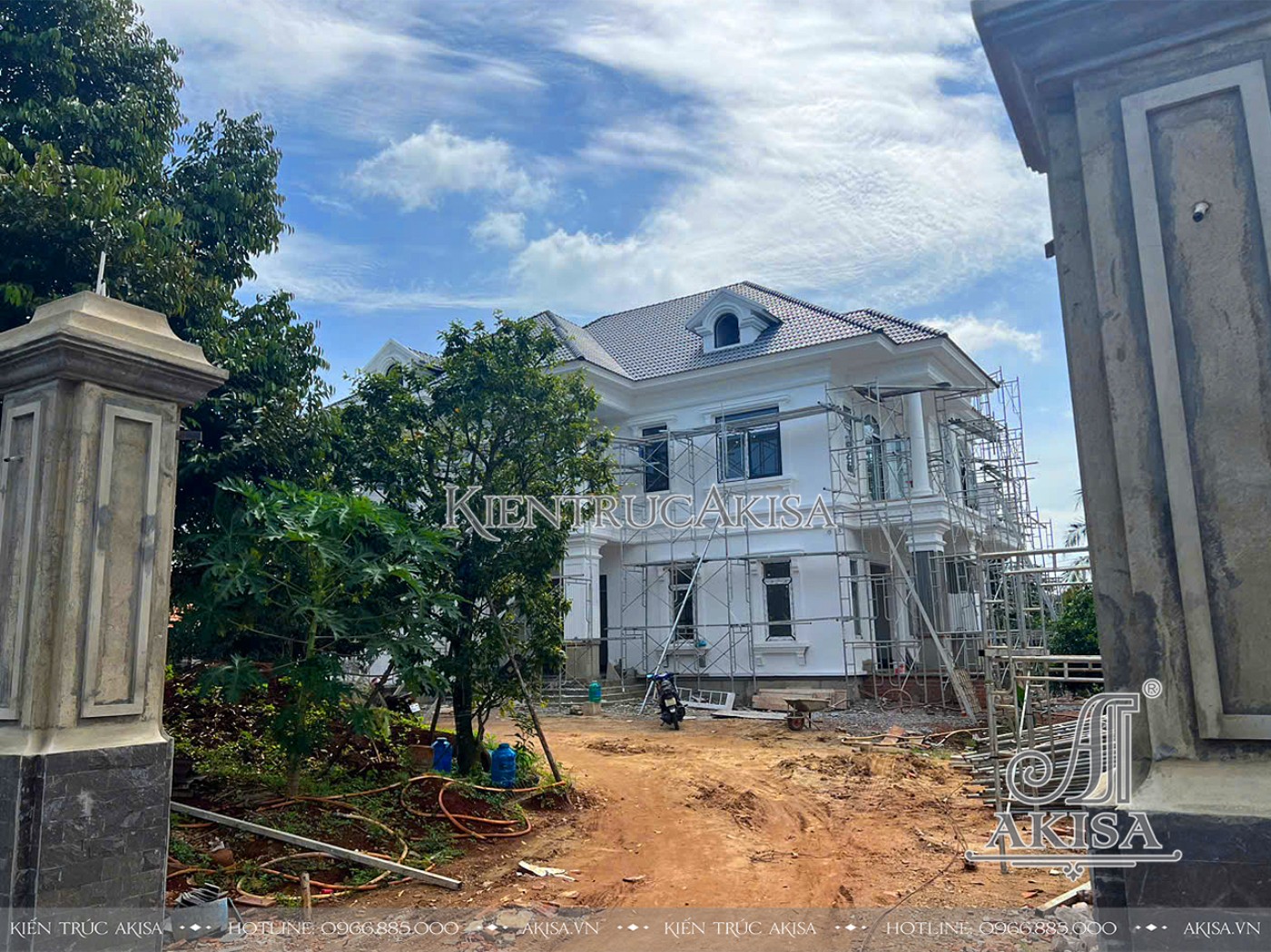 Hình ảnh thi công biệt thự 2 tầng tại Đồng Nai 