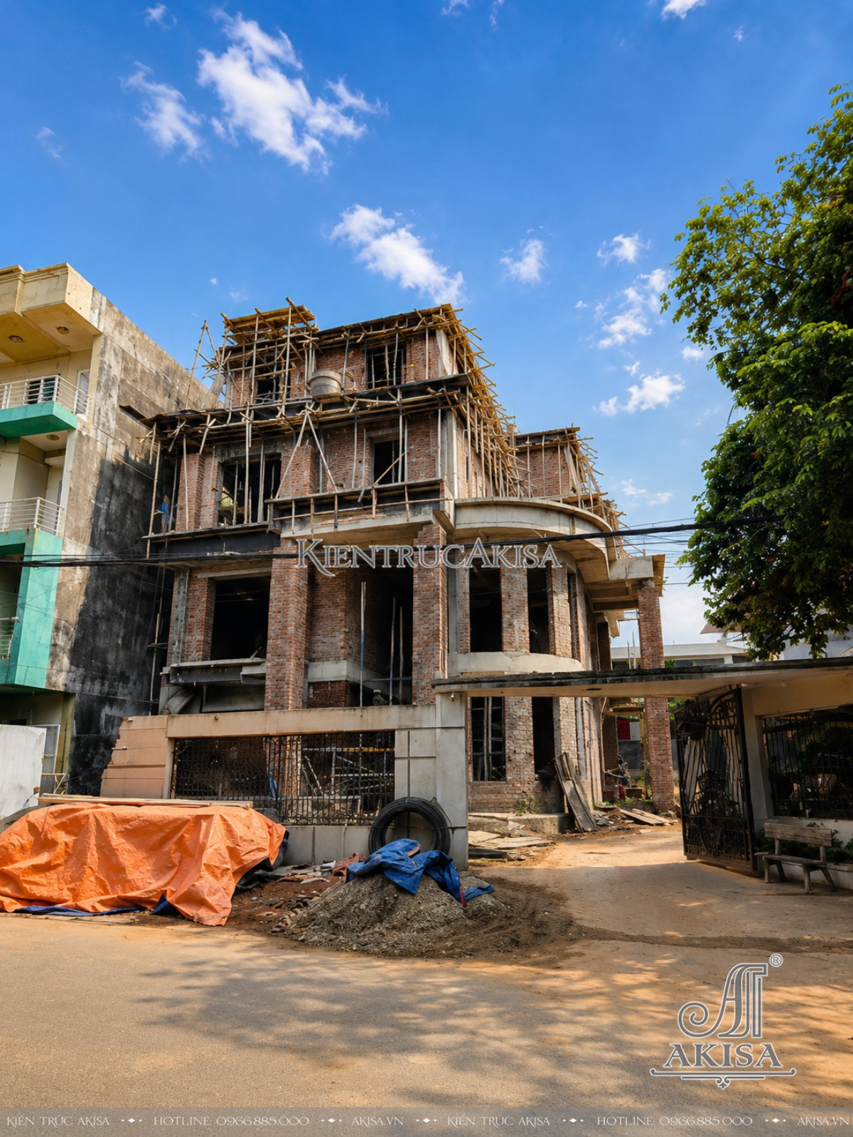 Hình ảnh thi công biệt thự châu Âu 3 tầng