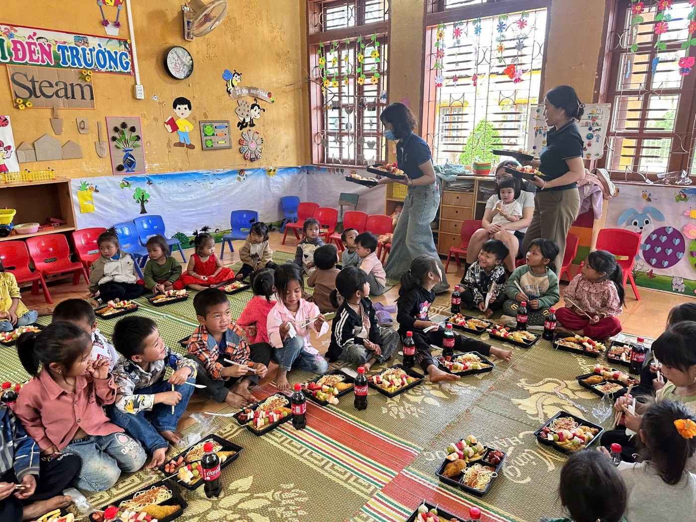 Hành trình thiện nguyện - Kết nối yêu thương